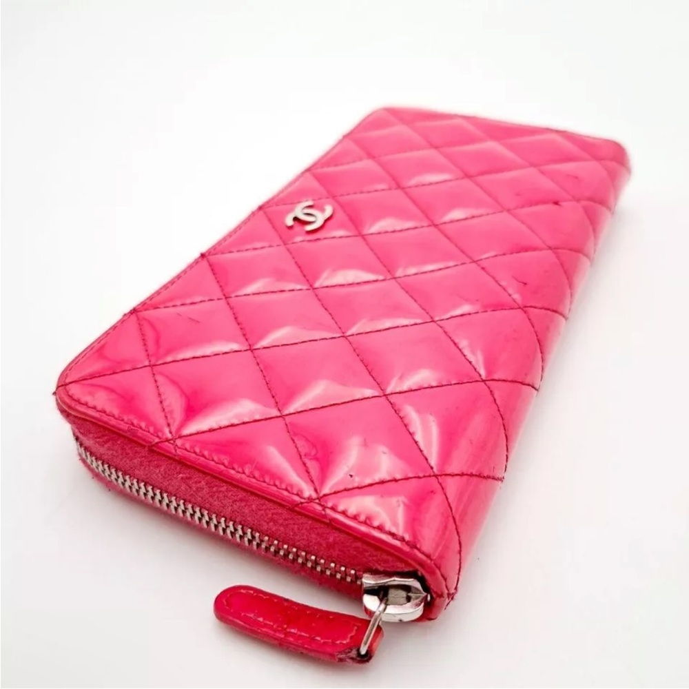 CHANEL Matelasse Patent Quilted Zippy Pink Long Wallet CC + Box - Picture 4 of 13
